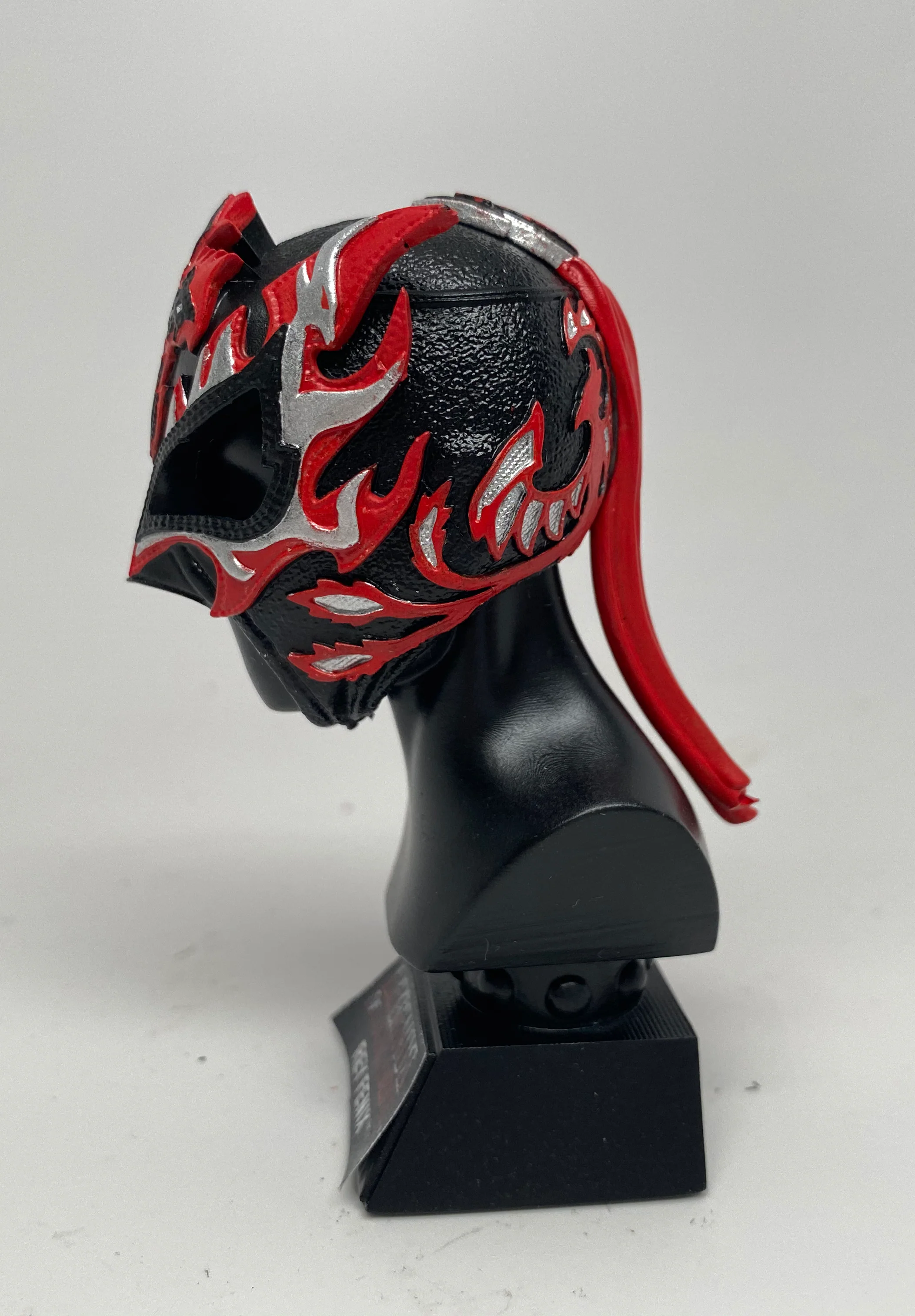 Legends of Lucha Libre: Mystery Mascaras Wave 1 - Image 10