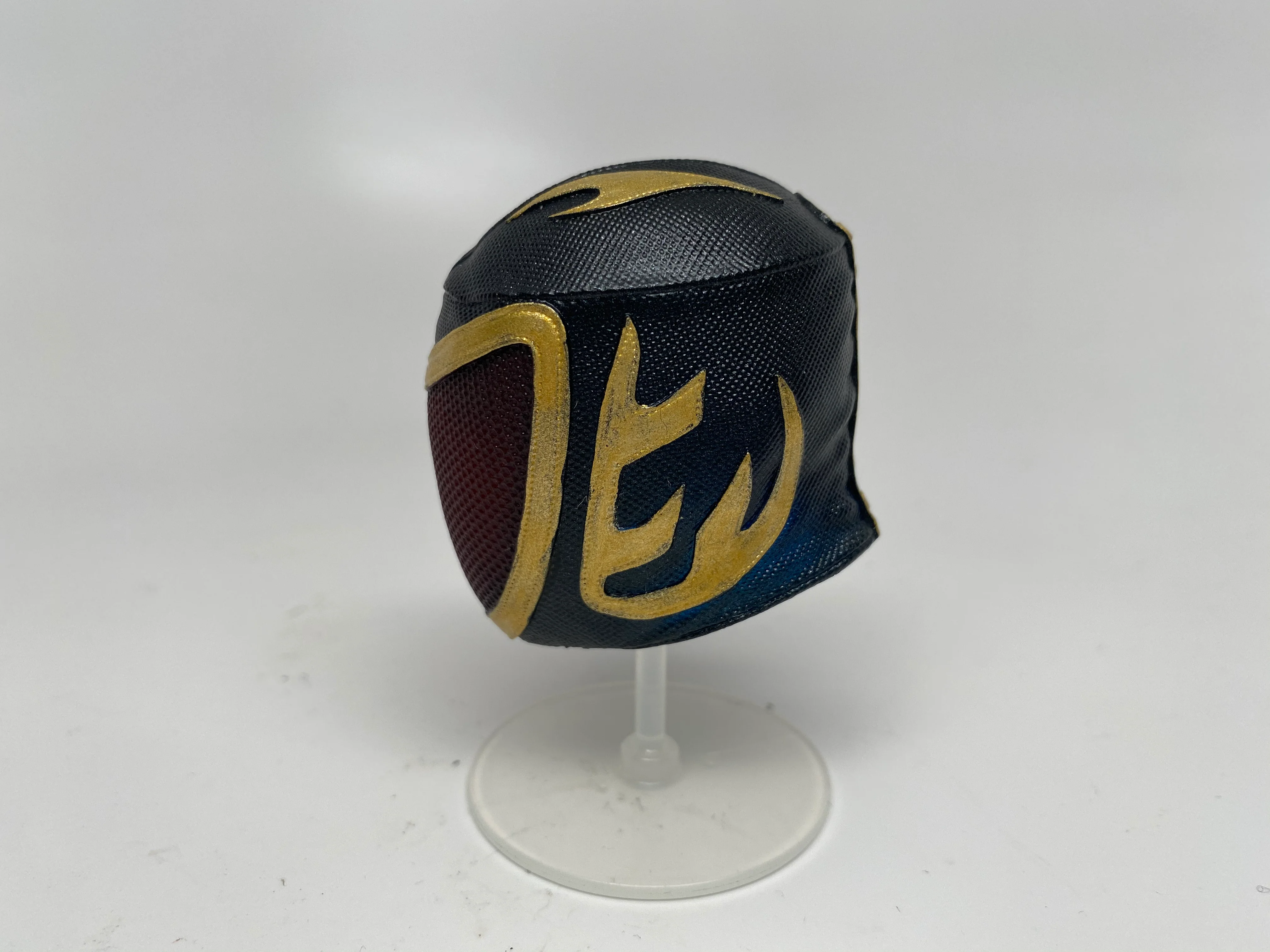 Legends of Lucha Libre: Mystery Mascaras Wave 1 - Image 17