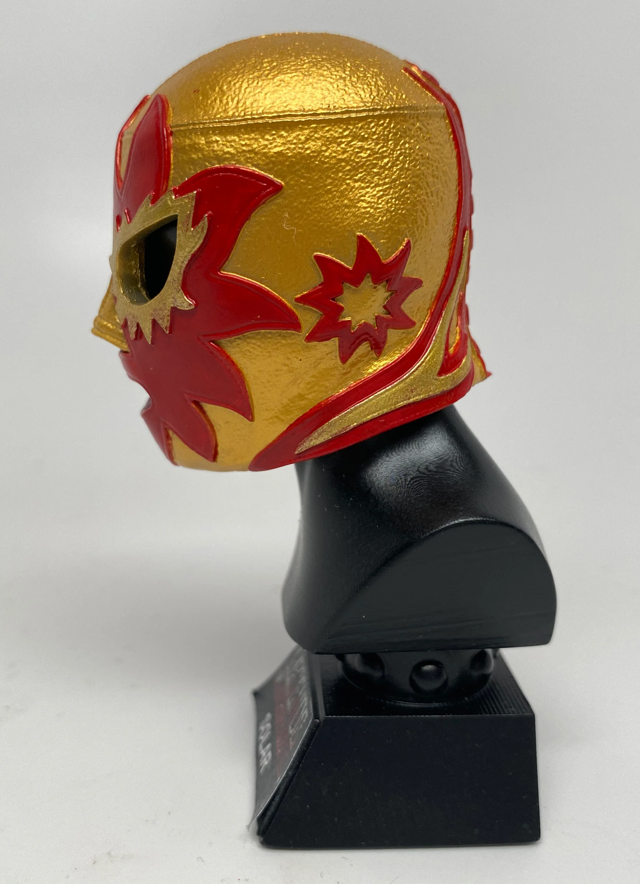 Legends of Lucha Libre: Mystery Mascaras Wave 1 - Image 20