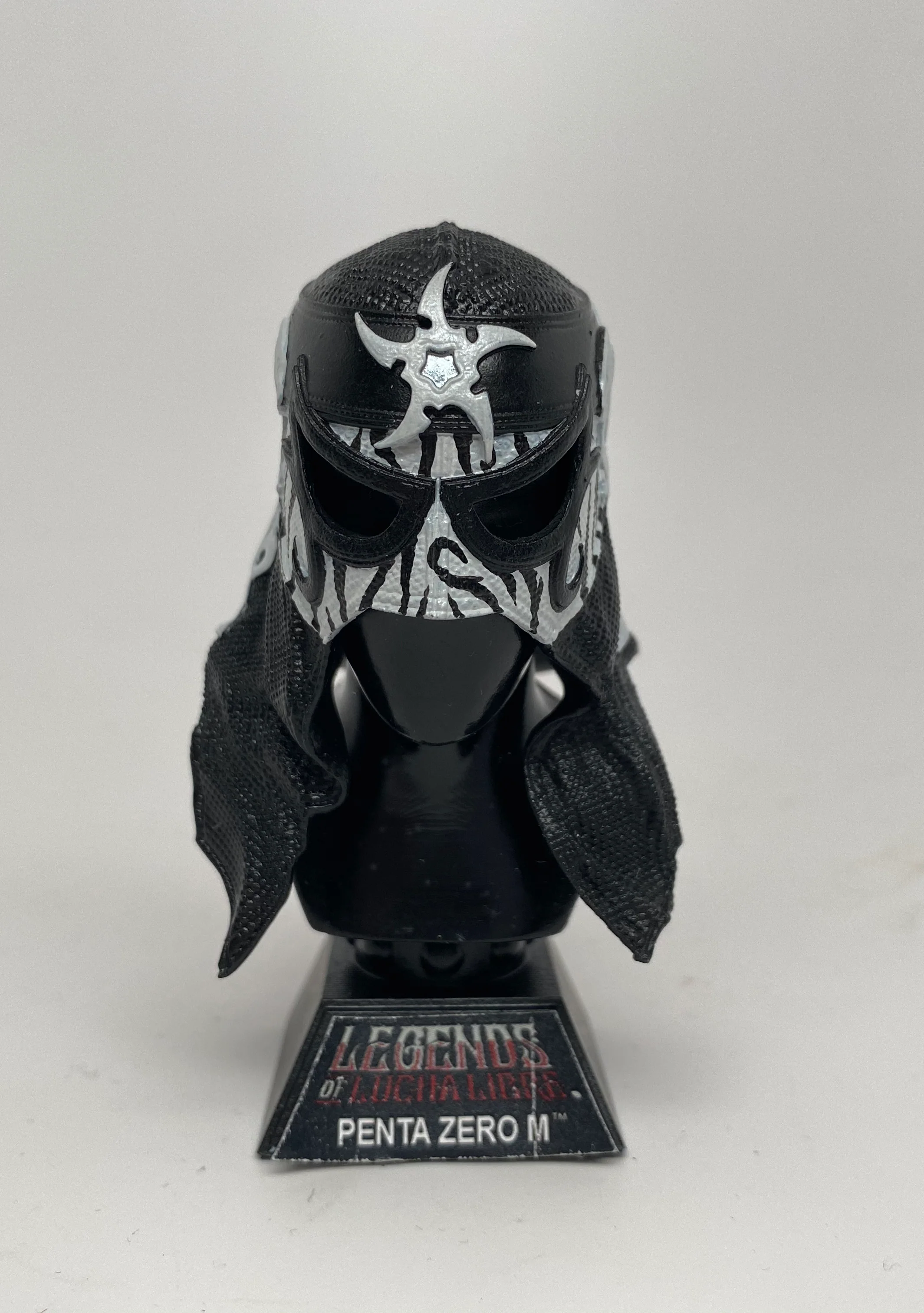 Legends of Lucha Libre: Mystery Mascaras Wave 1 - Image 4