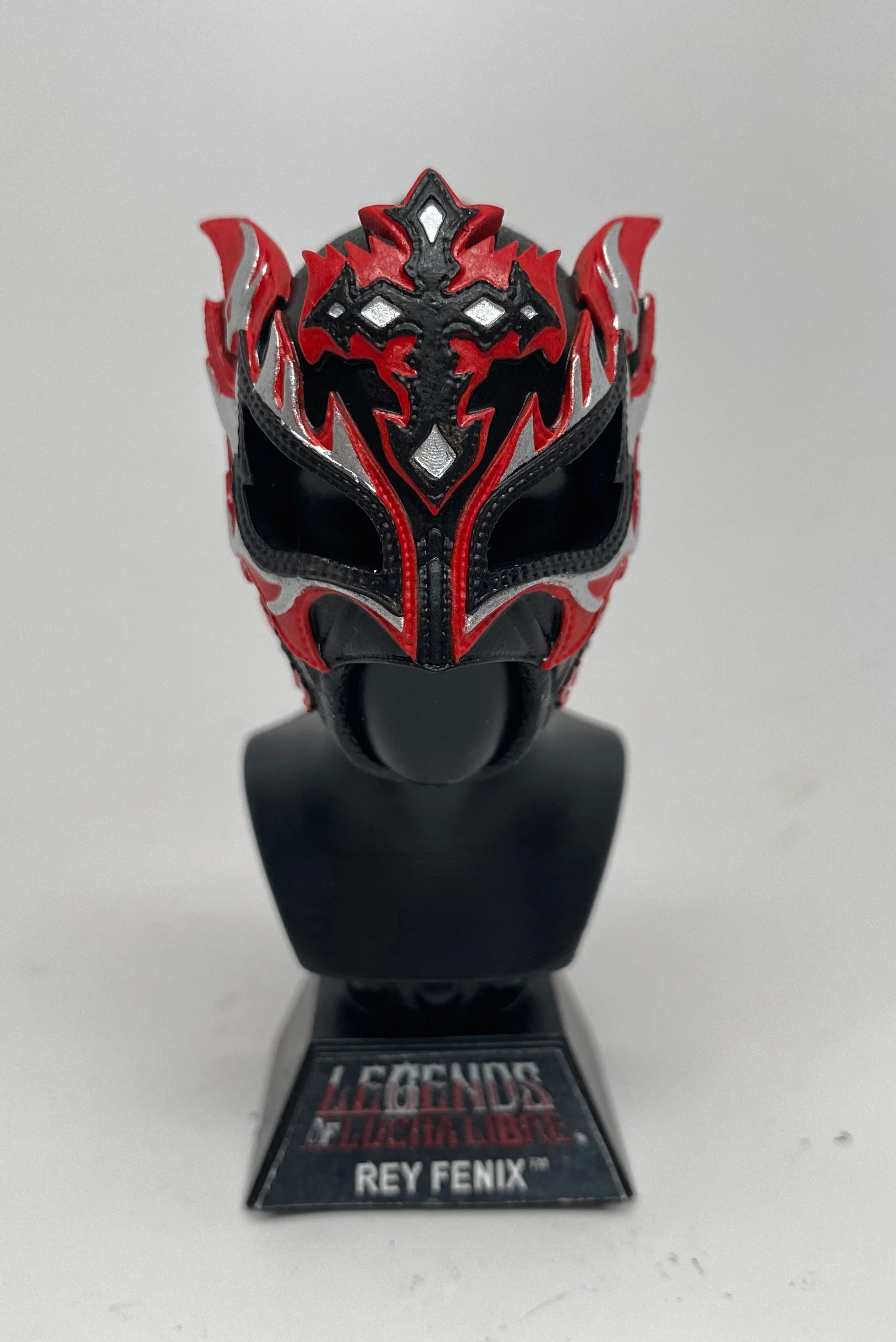 Legends of Lucha Libre: Mystery Mascaras Wave 1 - Image 9