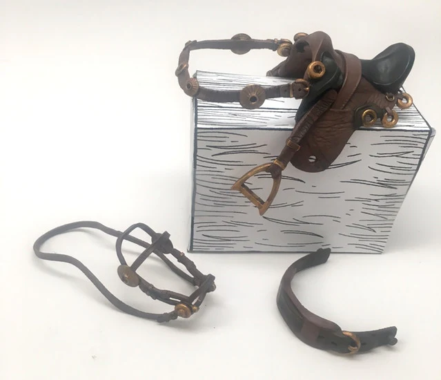 MIGHTY STEEDS - AUSTRALIAN TACK KIT - ACTION FIGURE ACCESSORIES - Image 5
